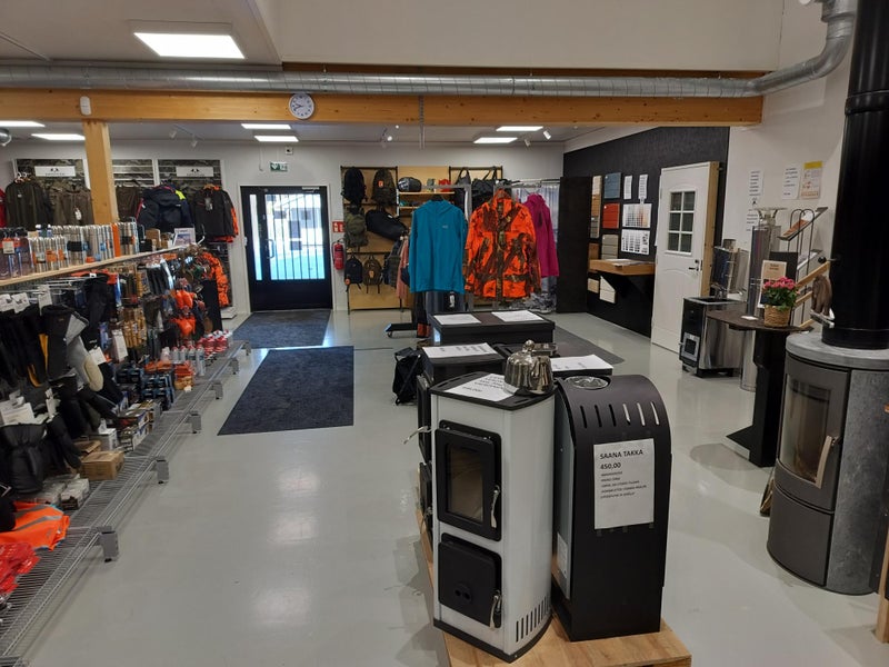 Kivijalkamyym&auml;l&auml;ss&auml;mme tuotteet esill&auml;